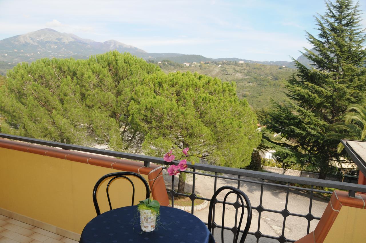 تريكينا Hotel La Quiete المظهر الخارجي الصورة